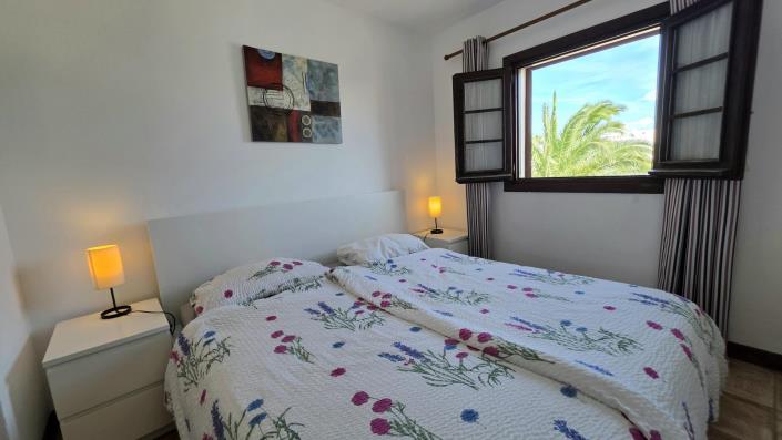 Image No.24-4 Bed Townhouse for sale