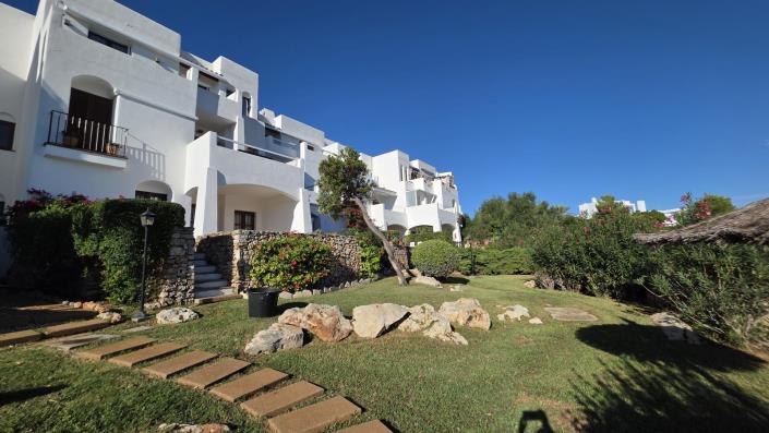 Image No.27-2 Bed Apartment for sale