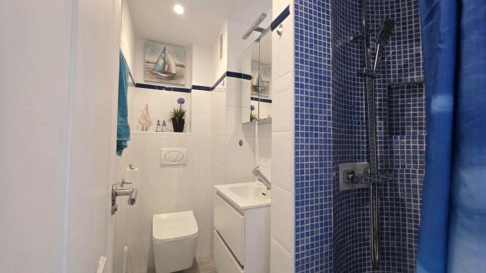 Image No.17-2 Bed Apartment for sale