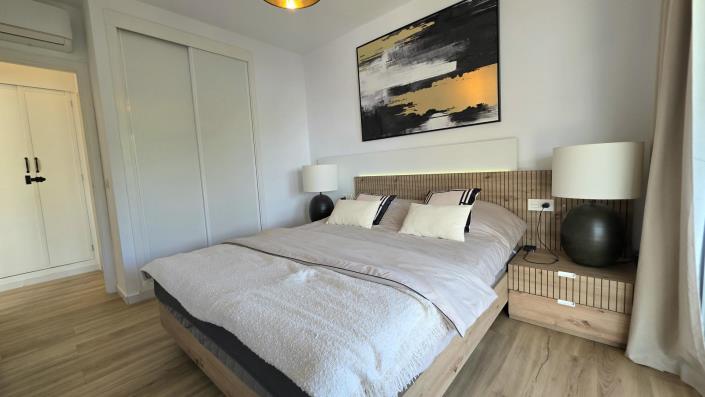 Image No.18-1 Bed Apartment for sale