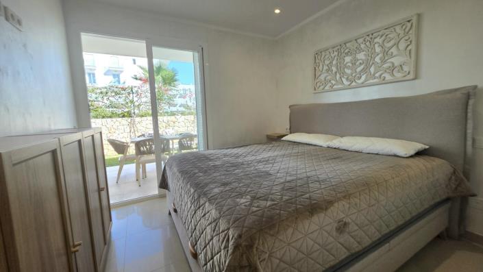 Image No.10-2 Bed Apartment for sale