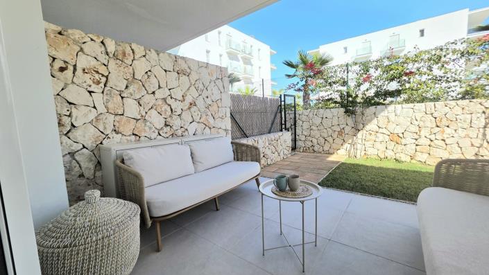 Image No.16-2 Bed Apartment for sale