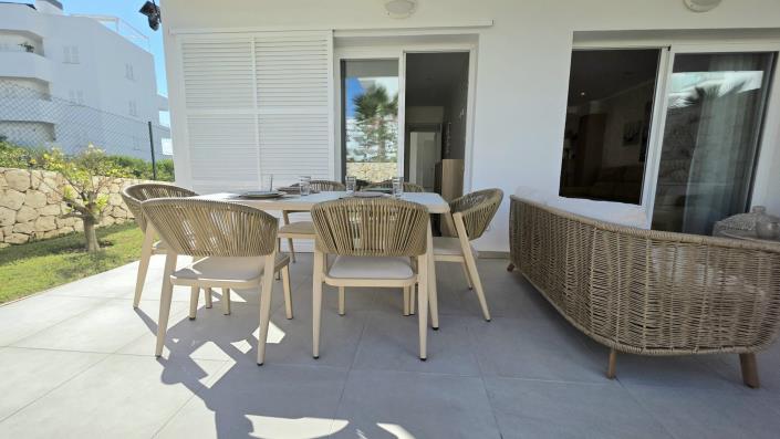 Image No.18-2 Bed Apartment for sale