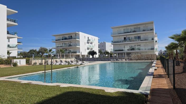Image No.21-2 Bed Apartment for sale