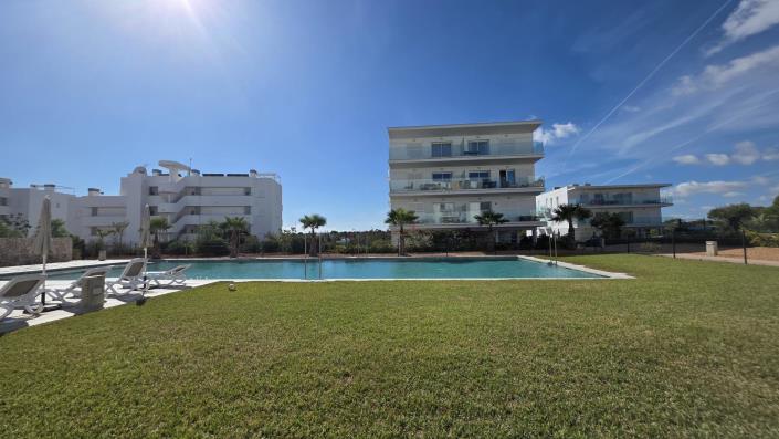 Image No.23-2 Bed Apartment for sale