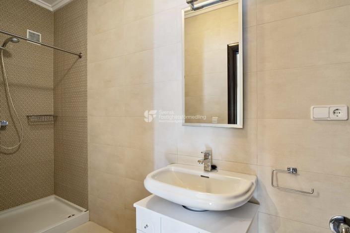 Image No.17-5 Bed Villa for sale