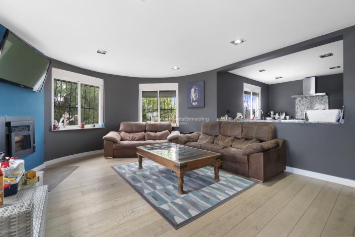 Image No.3-4 Bed Villa for sale