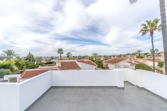 Image No.17-4 Bed Villa for sale