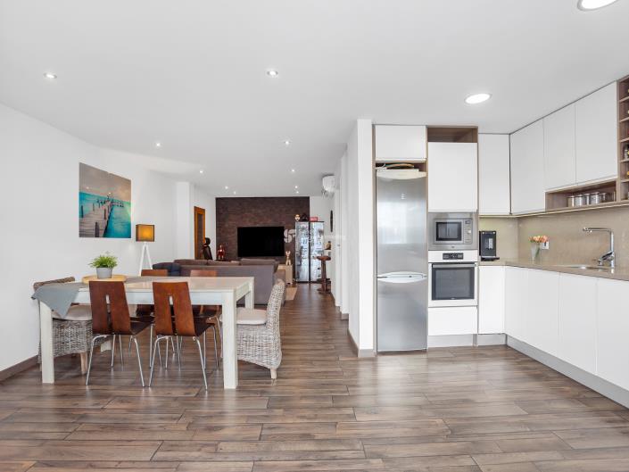 Image No.9-4 Bed Townhouse for sale