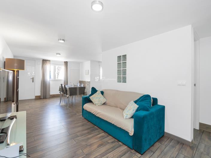 Image No.32-4 Bed Townhouse for sale