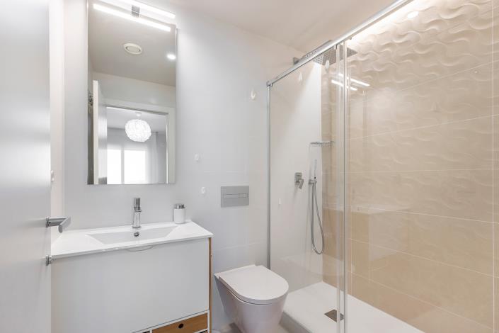 Image No.19-2 Bed Apartment for sale