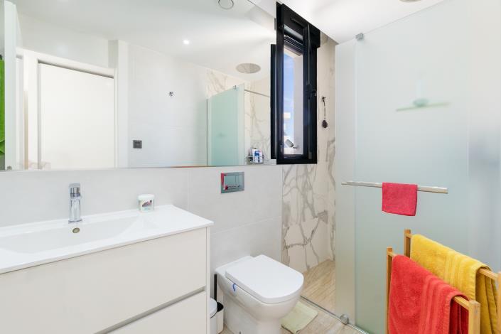 Image No.12-3 Bed Villa for sale