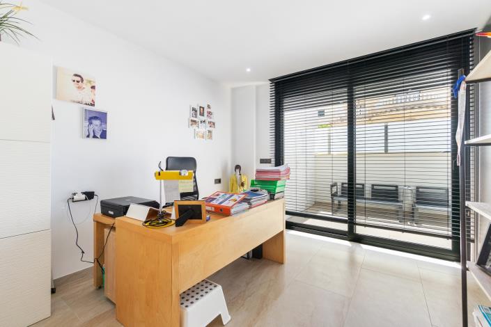 Image No.15-3 Bed Villa for sale