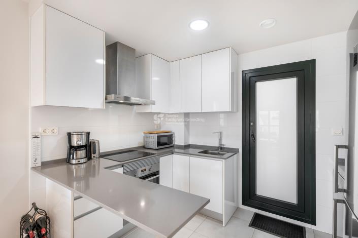 Image No.8-2 Bed Apartment for sale