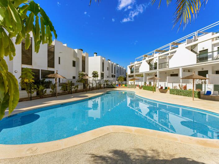 Image No.20-2 Bed Apartment for sale