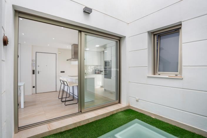 Image No.6-4 Bed Villa for sale