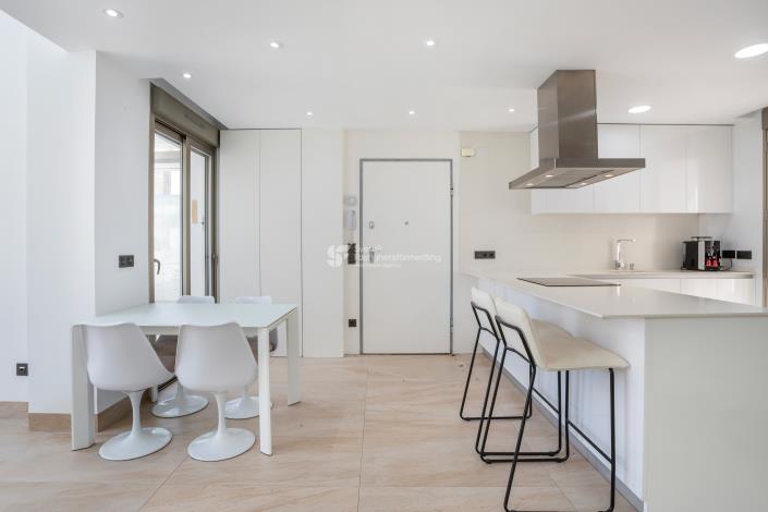 Image No.7-4 Bed Villa for sale