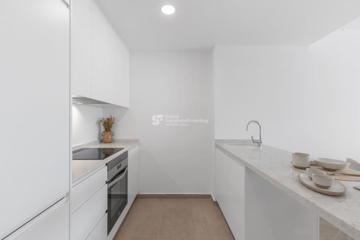 Image No.10-2 Bed Apartment for sale