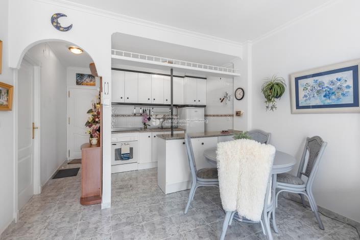 Image No.12-2 Bed Apartment for sale