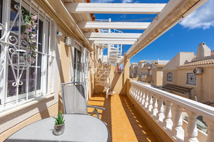 Image No.22-2 Bed Apartment for sale