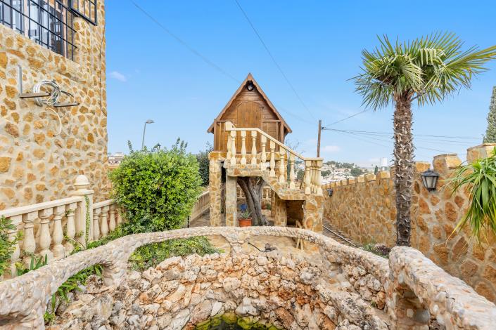 Image No.23-5 Bed Villa for sale