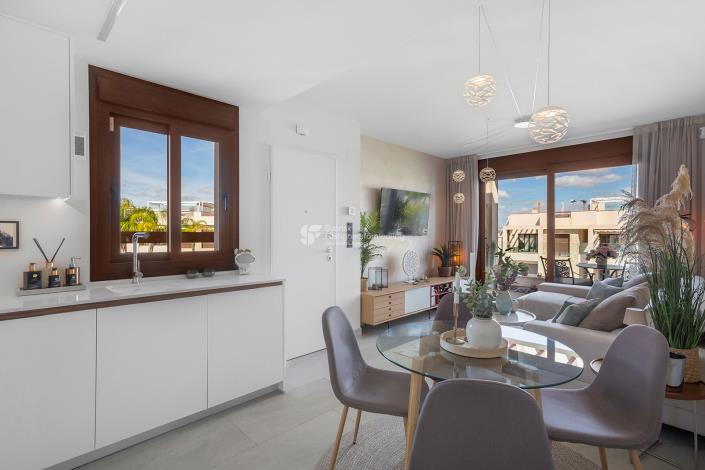 Image No.11-3 Bed Apartment for sale