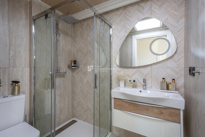 Image No.19-3 Bed Apartment for sale