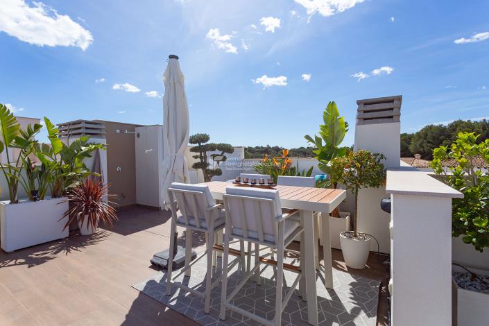 Image No.26-3 Bed Apartment for sale