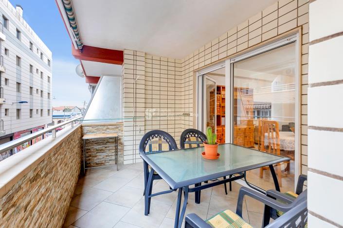 Image No.13-3 Bed Apartment for sale