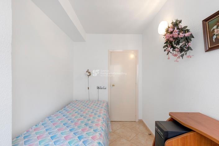 Image No.19-3 Bed Apartment for sale