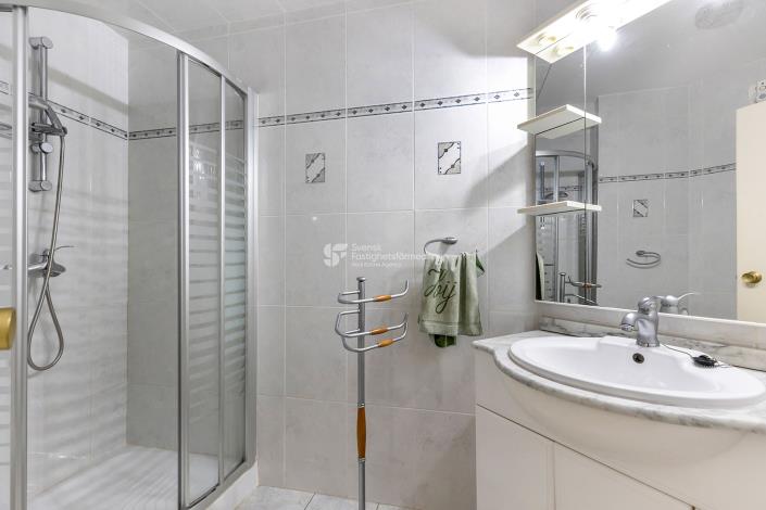 Image No.15-3 Bed Apartment for sale