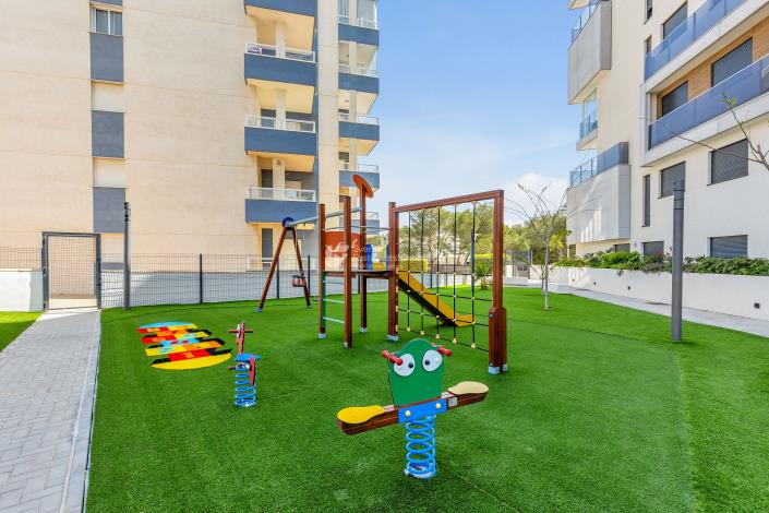 Image No.25-3 Bed Apartment for sale