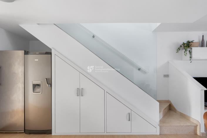 Image No.14-4 Bed Townhouse for sale