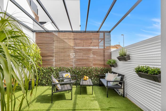 Image No.3-2 Bed Townhouse for sale