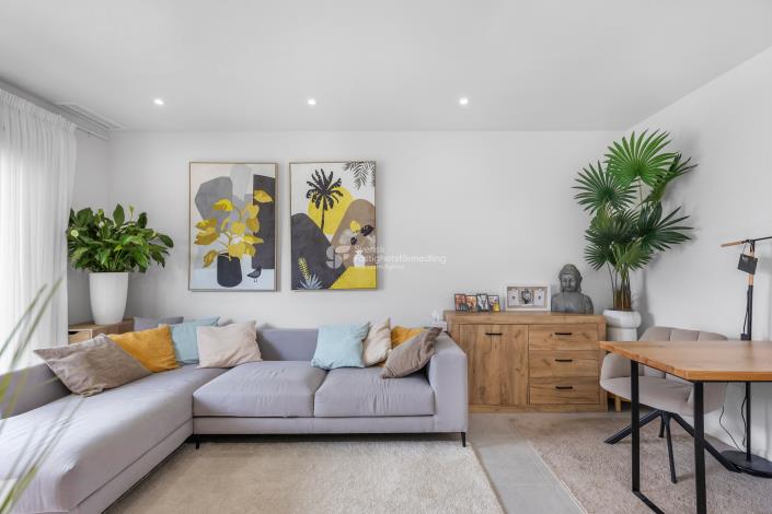 Image No.6-2 Bed Townhouse for sale