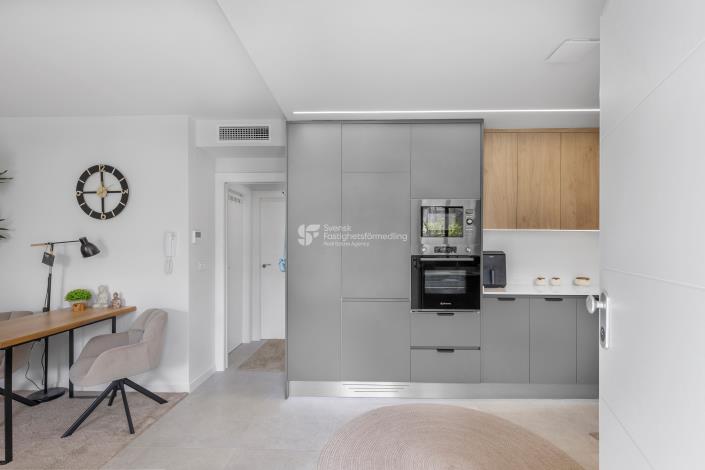 Image No.10-2 Bed Townhouse for sale