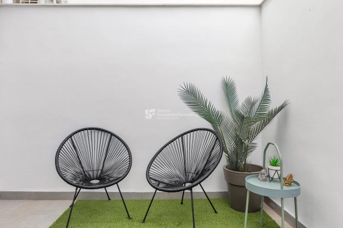 Image No.17-2 Bed Townhouse for sale