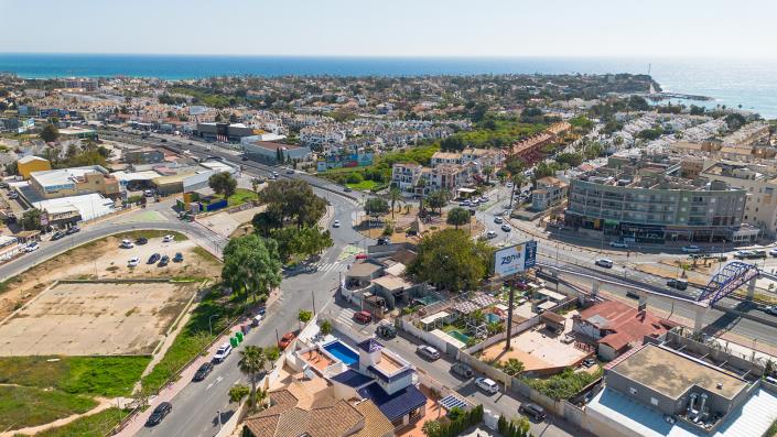 Image No.4-3 Bed Townhouse for sale