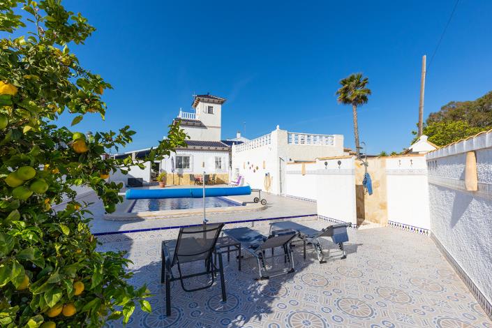 Image No.8-3 Bed Townhouse for sale