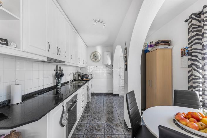 Image No.16-3 Bed Townhouse for sale