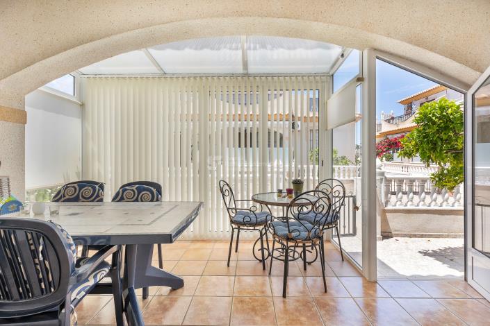 Image No.6-2 Bed Townhouse for sale