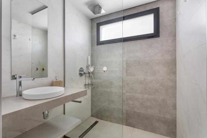 Image No.26-2 Bed Apartment for sale