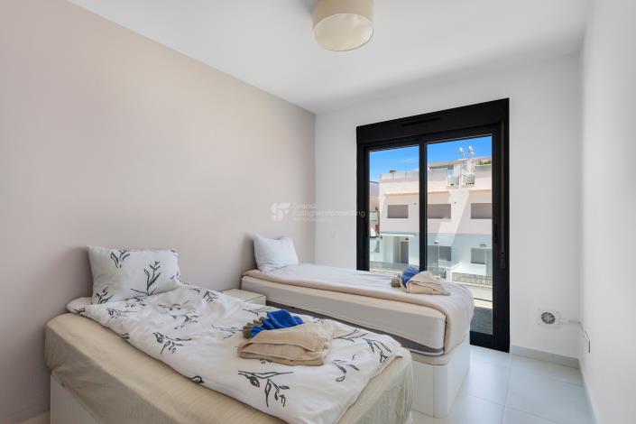 Image No.23-2 Bed Apartment for sale