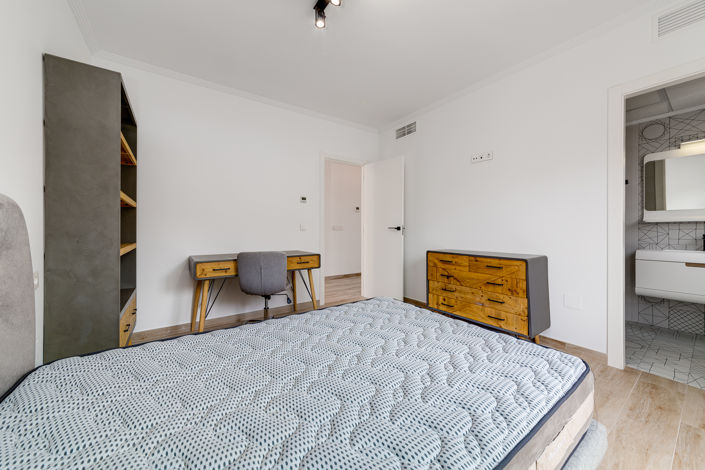 Image No.34-4 Bed Villa for sale