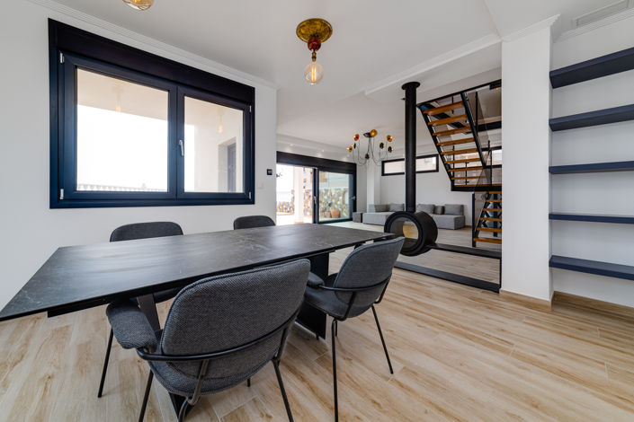 Image No.8-4 Bed Villa for sale