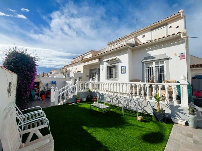 Image No.1-Propriété de 3 chambres à vendre à Orihuela Costa