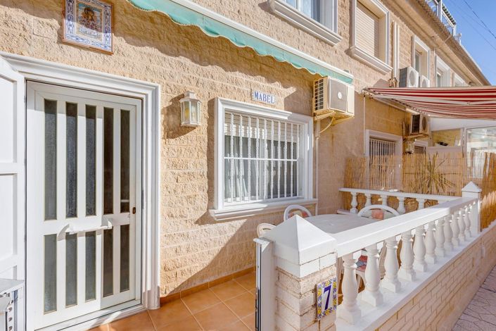 Image No.1-3 Bed Property for sale