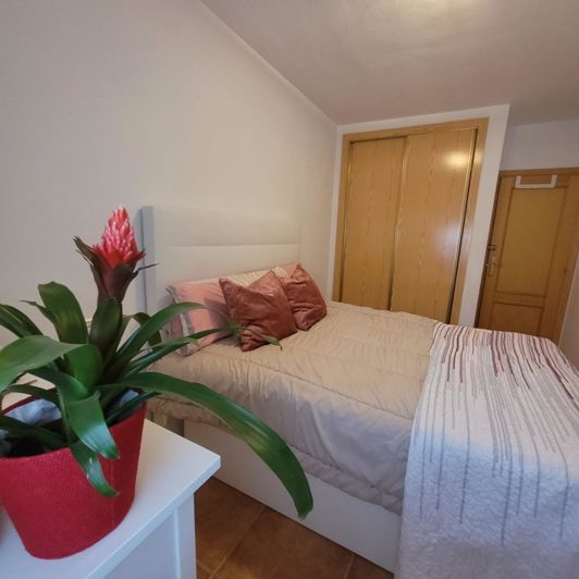 Image No.11-2 Bed Townhouse for sale