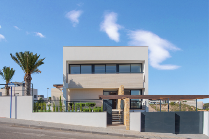 Image No.1-5 Bed Villa for sale