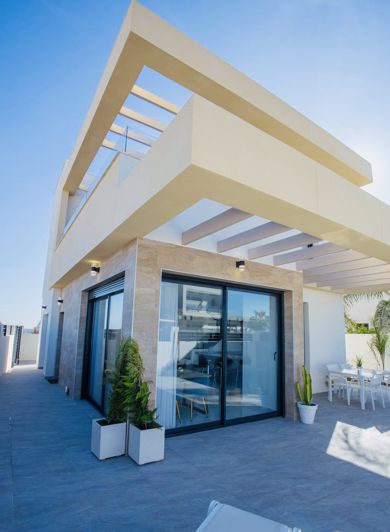 Image No.1-3 Bed Property for sale